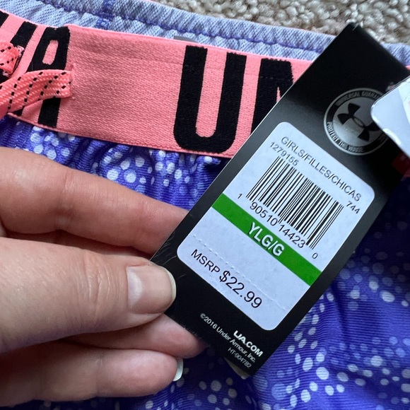 Under Amour youth large shorts - Picture 2 of 2